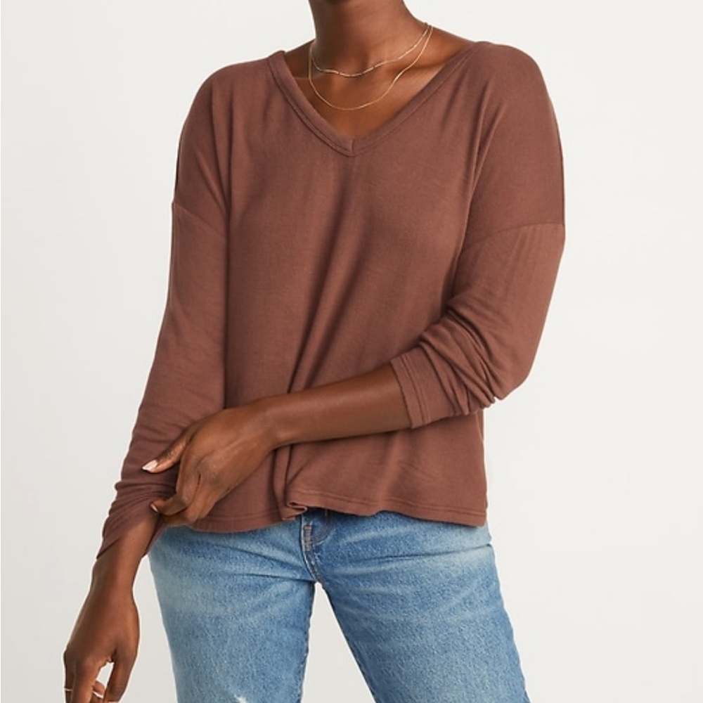 Long Sleeved Vneck NWT
